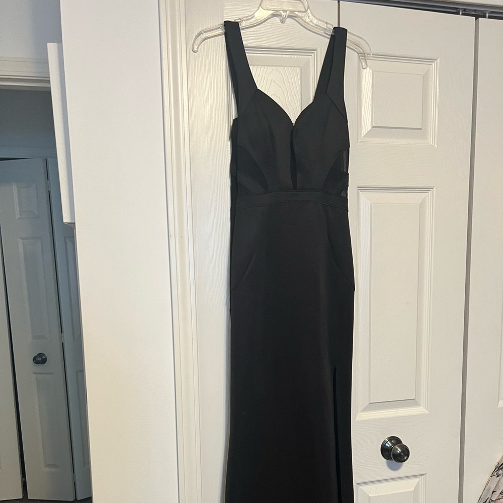 Black dress size small